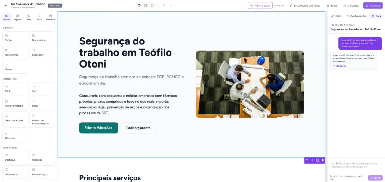 Editor de sites com a conversa da Dora ajustando o título da seção principal